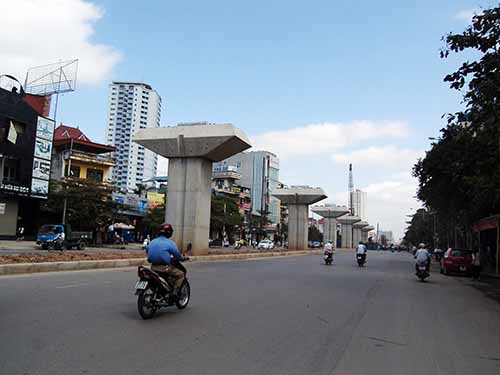 Gan 600 nguoi sang Trung Quoc hoc ve duong sat hinh anh