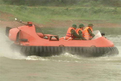 Bo doi Viet Nam duoc trang bi xuong dem khi hinh anh