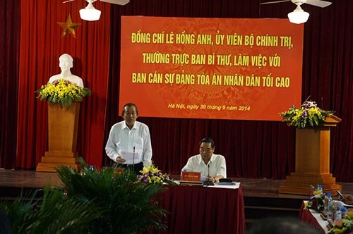 Kien nghi Toa truc tiep thuc hien hoat dong dieu tra hinh anh
