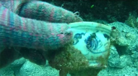 Phat hien 2 tau dam voi nhieu co vat o bien Ly Son hinh anh