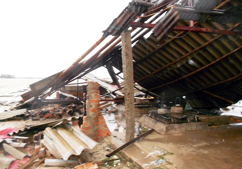 Mot dem, hai nguoi bat thinh linh chet oan hinh anh