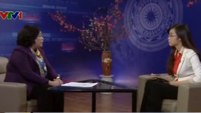 Bo truong Pham Thi Hai Chuyen noi ve luong, thuong Tet hinh anh