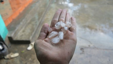 Mua da xuat hien hiem gap o Thanh Hoa hinh anh