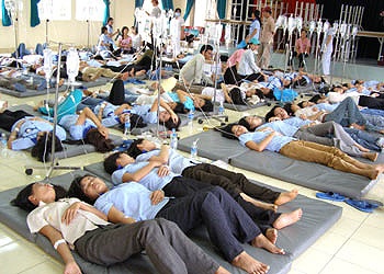 107 cong nhap nhap vien sau bua com toi hinh anh