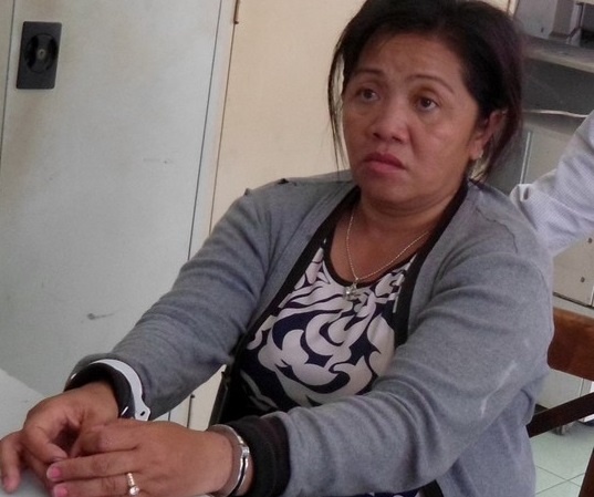 Gia hanh khach, 'hiep si' bat nhieu dao chich tren xe buyt hinh anh