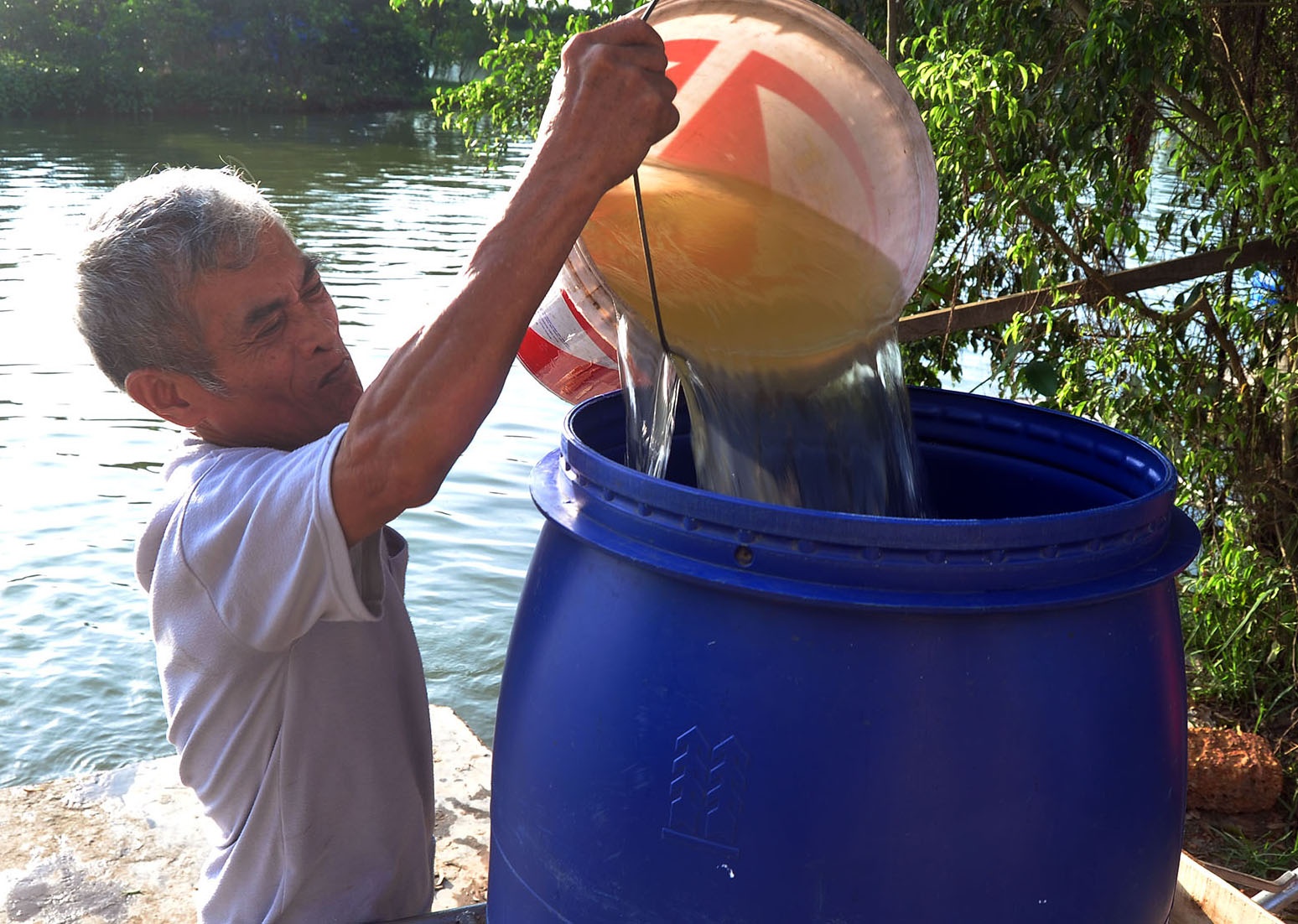 1.700 ho dan thu do su dung nuoc ao suot chuc nam hinh anh