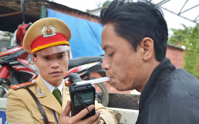 Dai dien WHO: Nen phat tu tai xe say xin hinh anh