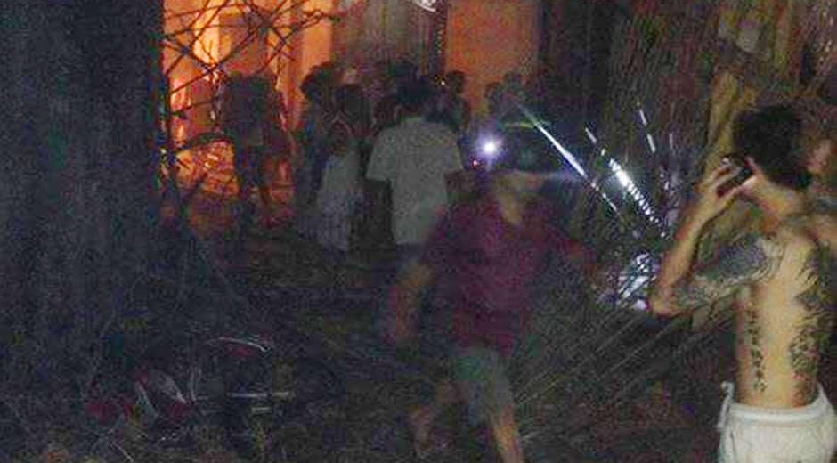 'Nghe no xe tai, chung toi vut bat dua bo chay' hinh anh