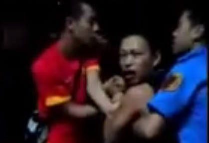 Nguoi dan ong nao loan benh vien giua dem hinh anh
