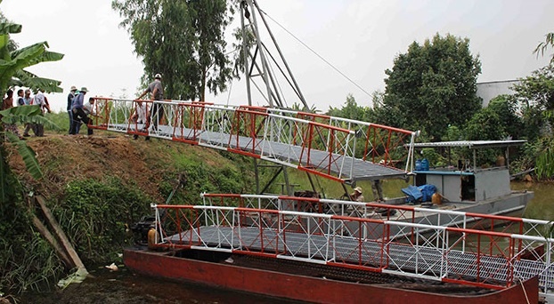 Xay cau trong… 30 phut hinh anh