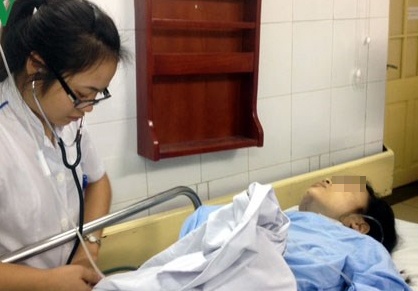 Vo nam vien chua biet chong duoc mai tang hinh anh