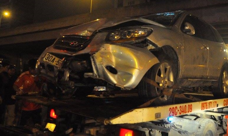 Tai xe Santafe tong chet co gai trinh dien canh sat hinh anh