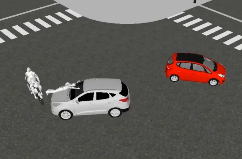 Oto truy duoi nhau tong co gai tu vong nhu the nao? hinh anh