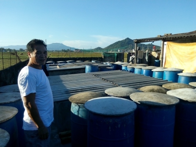 Duong 10 lan xe rat tien de... phoi nong hai san hinh anh