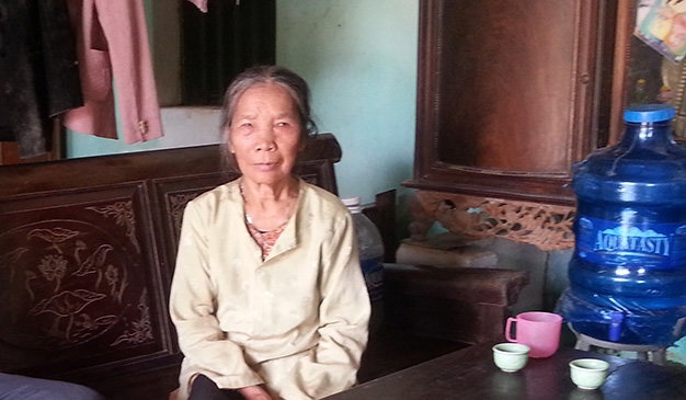 Vu nguoi ngheo dinh bay tu thien: trieu tap hon 80 nguoi hinh anh