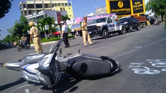 Vu vien truong gay tai nan: Su dung xe cong sai quy dinh hinh anh