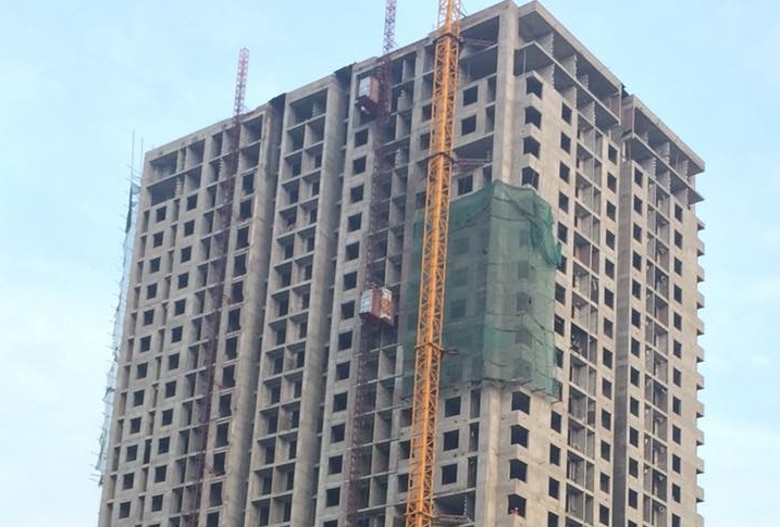 Sap gian giao cong trinh chung cu, 7 nguoi nhap vien hinh anh