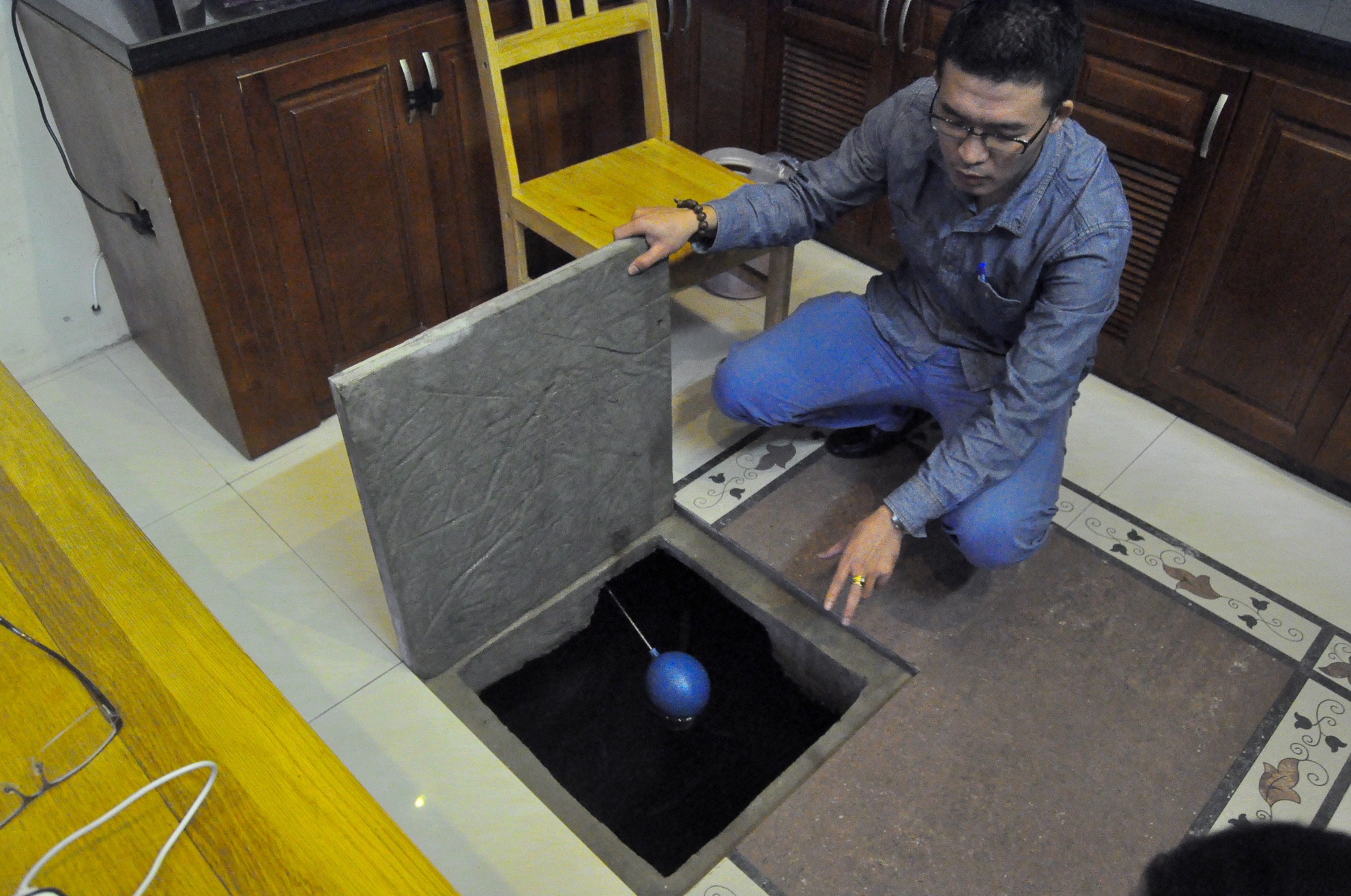 Hoa don nuoc gan 7 trieu dong/thang cua gia dinh 4 nguoi hinh anh