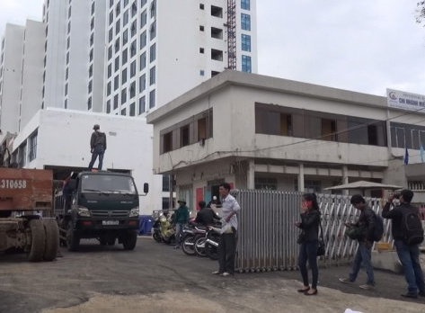 Chu tich TP Da Nang den hien truong vu tai nan 5 nguoi chet hinh anh