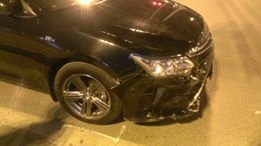 Camry tong hang loat xe may, xe dap dung den do hinh anh