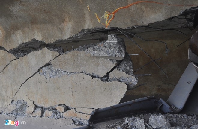 tau thuy dam nat cau An Thai anh 1