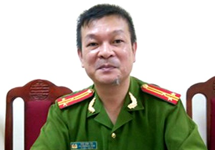 Cong an bi to nho nuoc bot: 'Ung xu thieu kinh nghiem' hinh anh