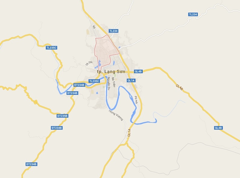 Taxi lao xuống hồ 4 người chết ảnh 2 Taxi lao xuong ho 4 nguoi chet anh 2