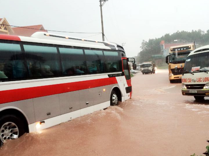 mua lon o mien Bac anh 3