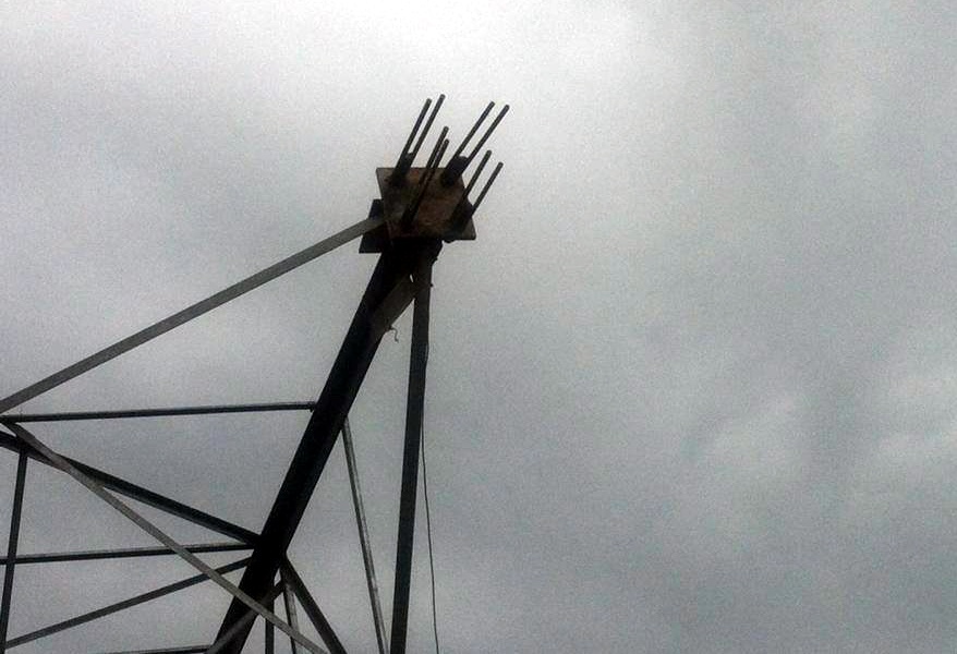 Quat do cot dien cao the 500kV anh 3