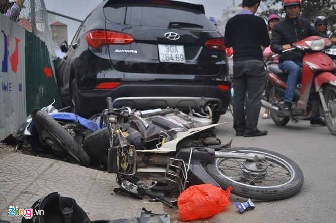 tai nạn giao thông dịp 30/4 ảnh 1 tai nan giao thong dip 30/4 anh 1
