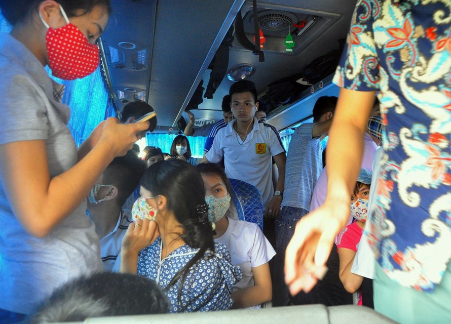 'Xe 29 cho nhoi 93 khach rat hy huu' hinh anh