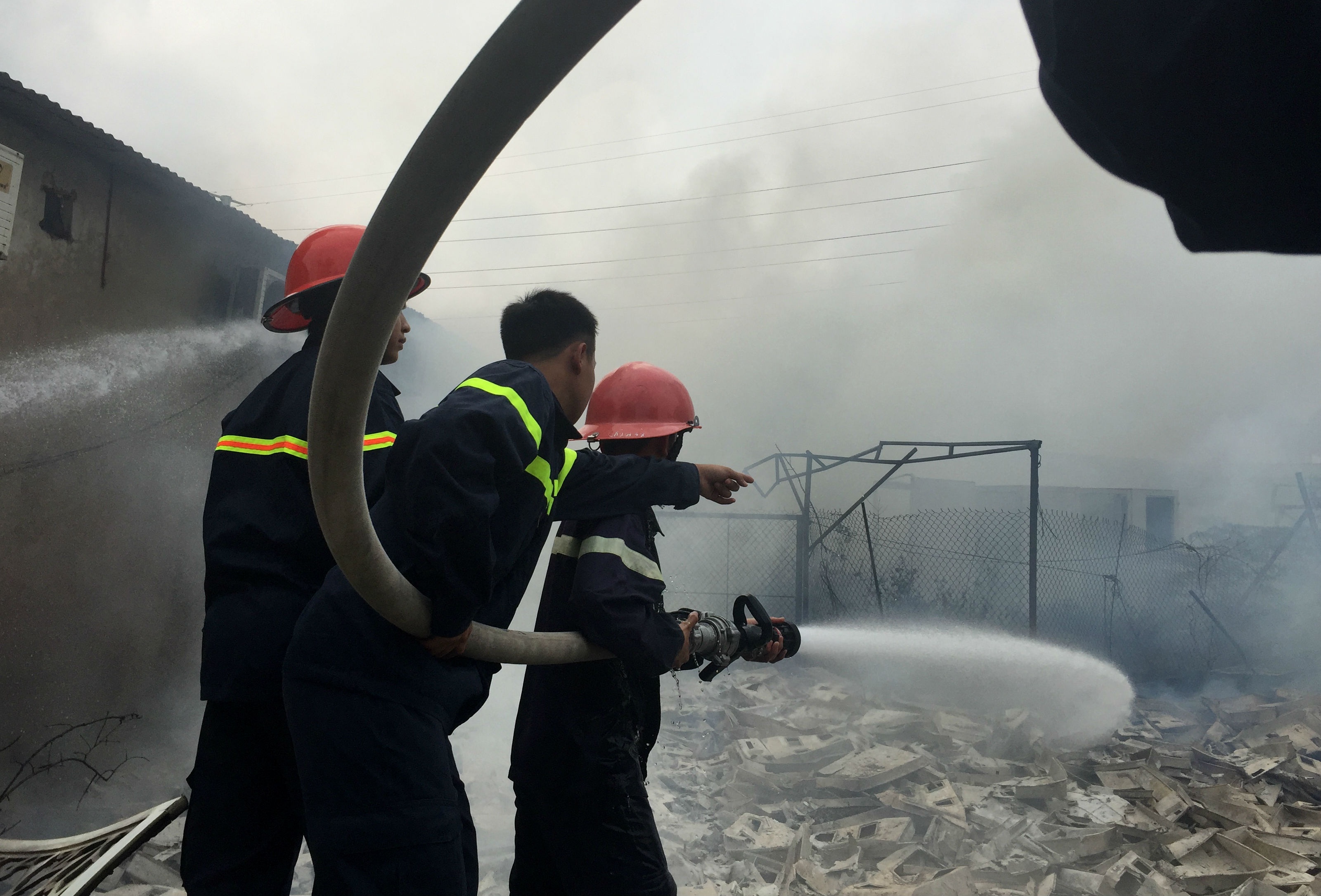 chay Cong ty Dien luc Nam Tu Liem anh 6