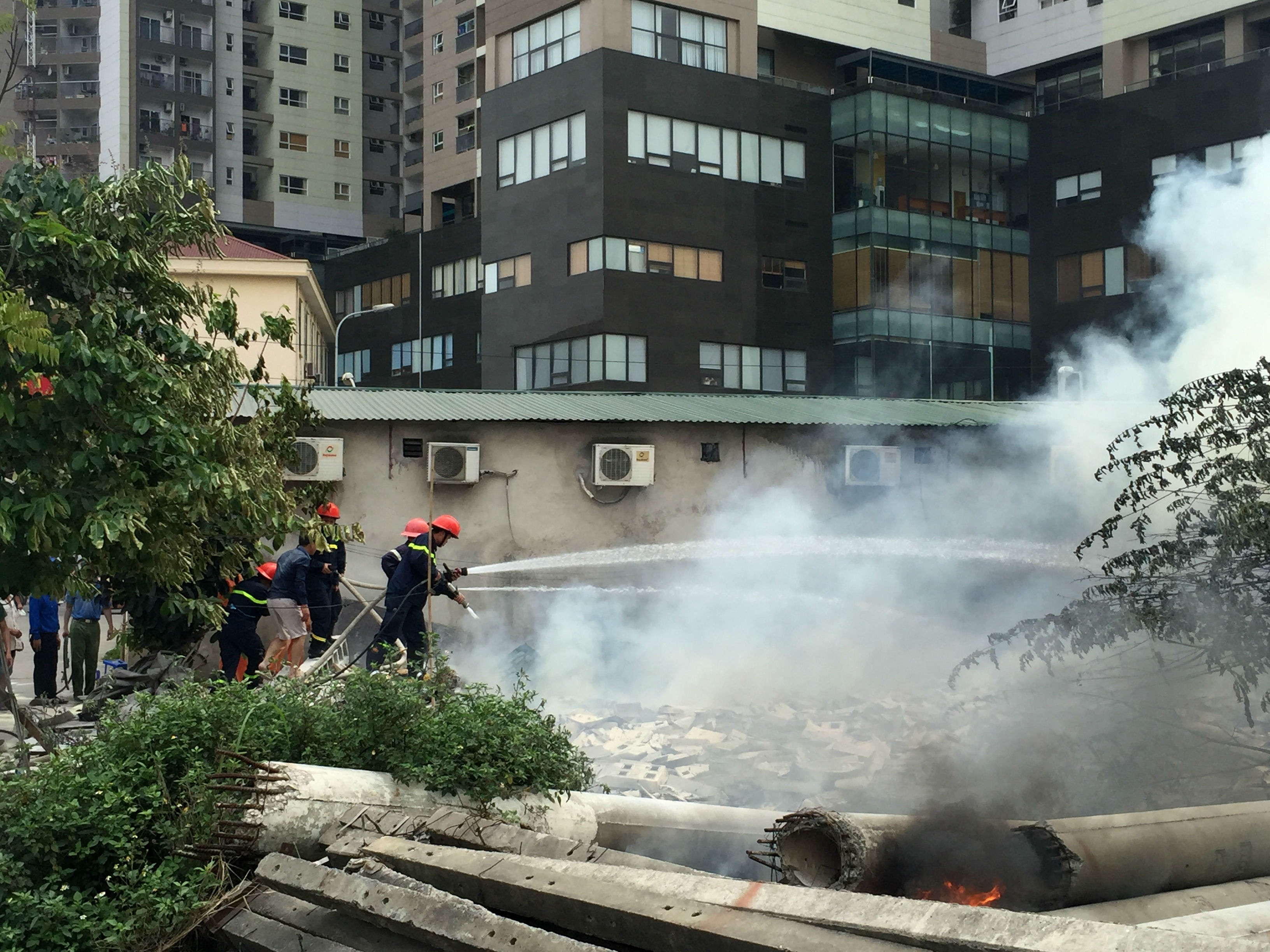 chay Cong ty Dien luc Nam Tu Liem anh 7