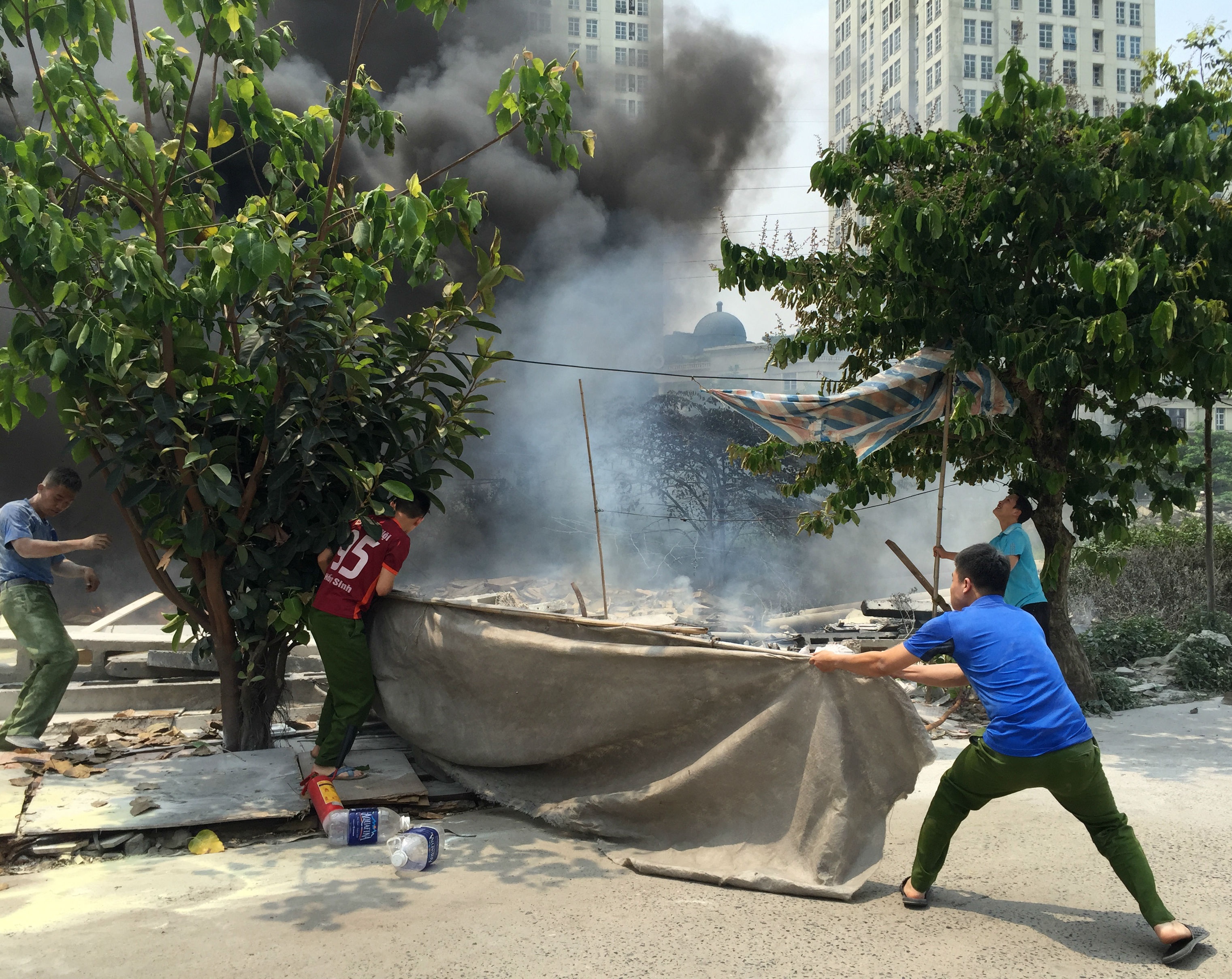 chay Cong ty Dien luc Nam Tu Liem anh 2