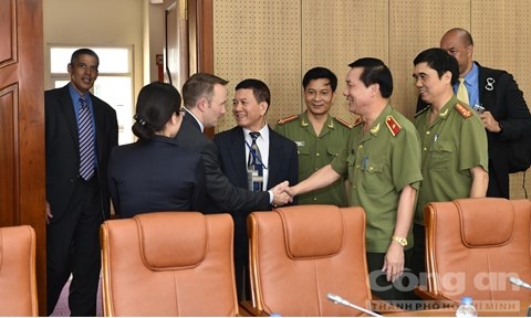 Tổng thống Obama thăm Việt Nam ảnh 4 Tong thong Obama tham Viet Nam anh 4