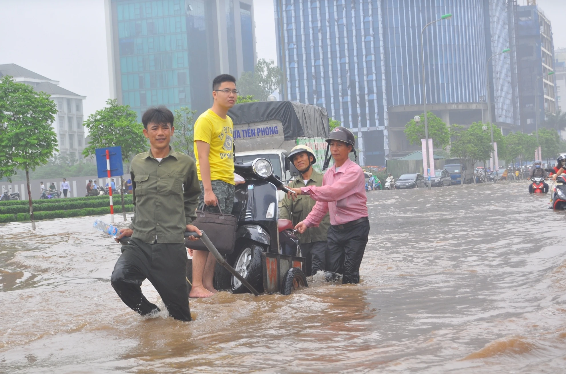 Ha Noi ngap sau anh 1