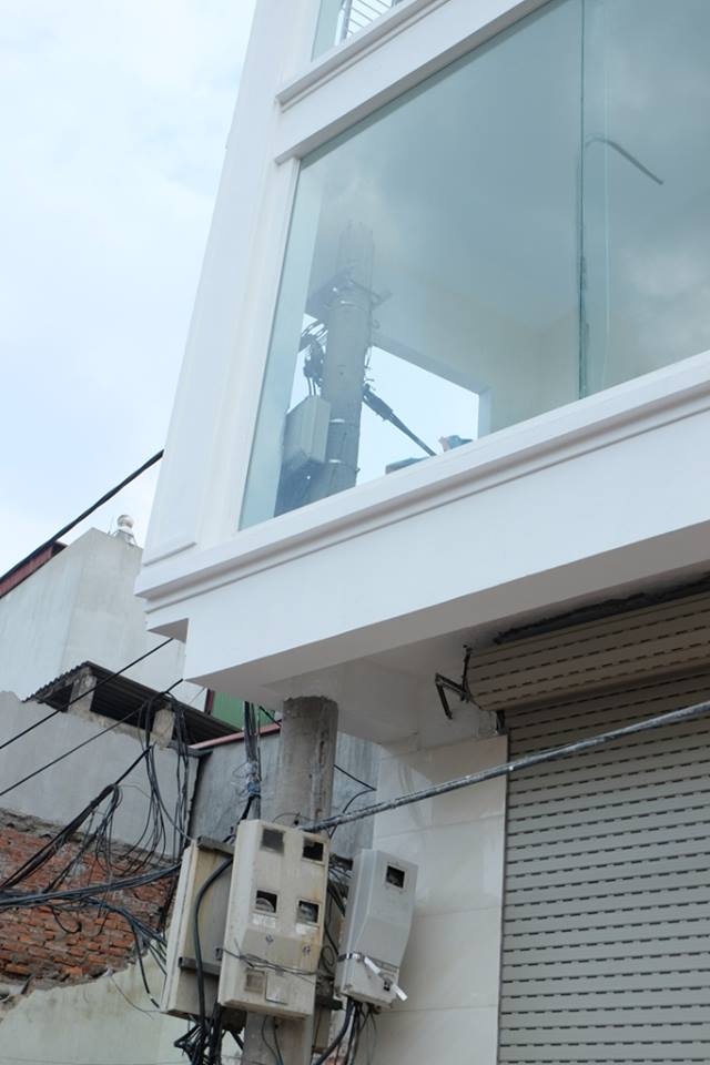 Cot dien xuyen nha dan anh 2