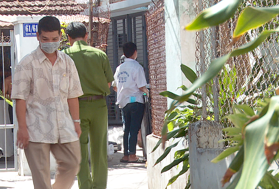 Hai nguoi nuoc ngoai chet bat thuong trong can nha thue hinh anh