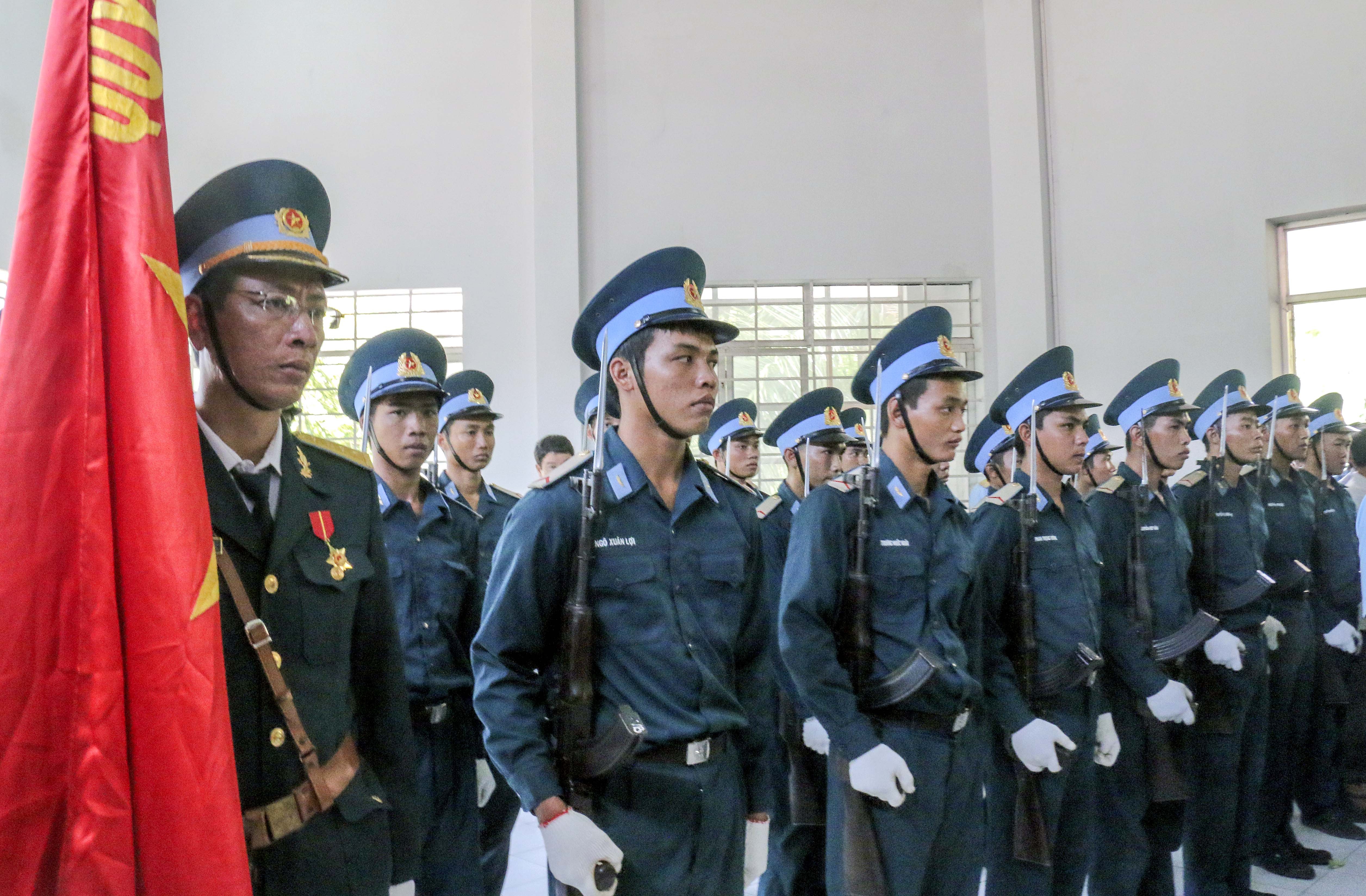 Roi may bay o Phu Yen anh 7