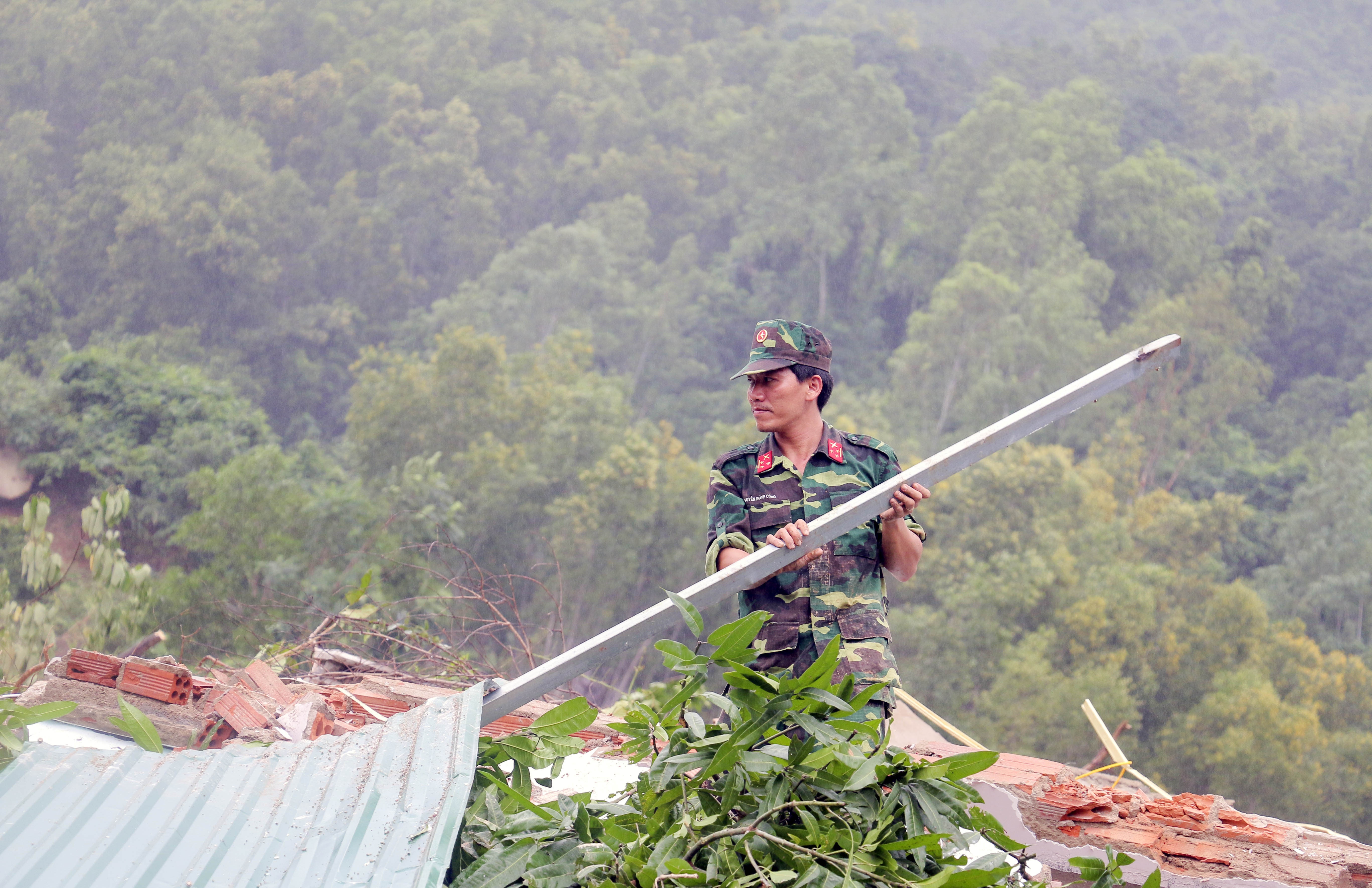 Lo nui o Nha Trang anh 10