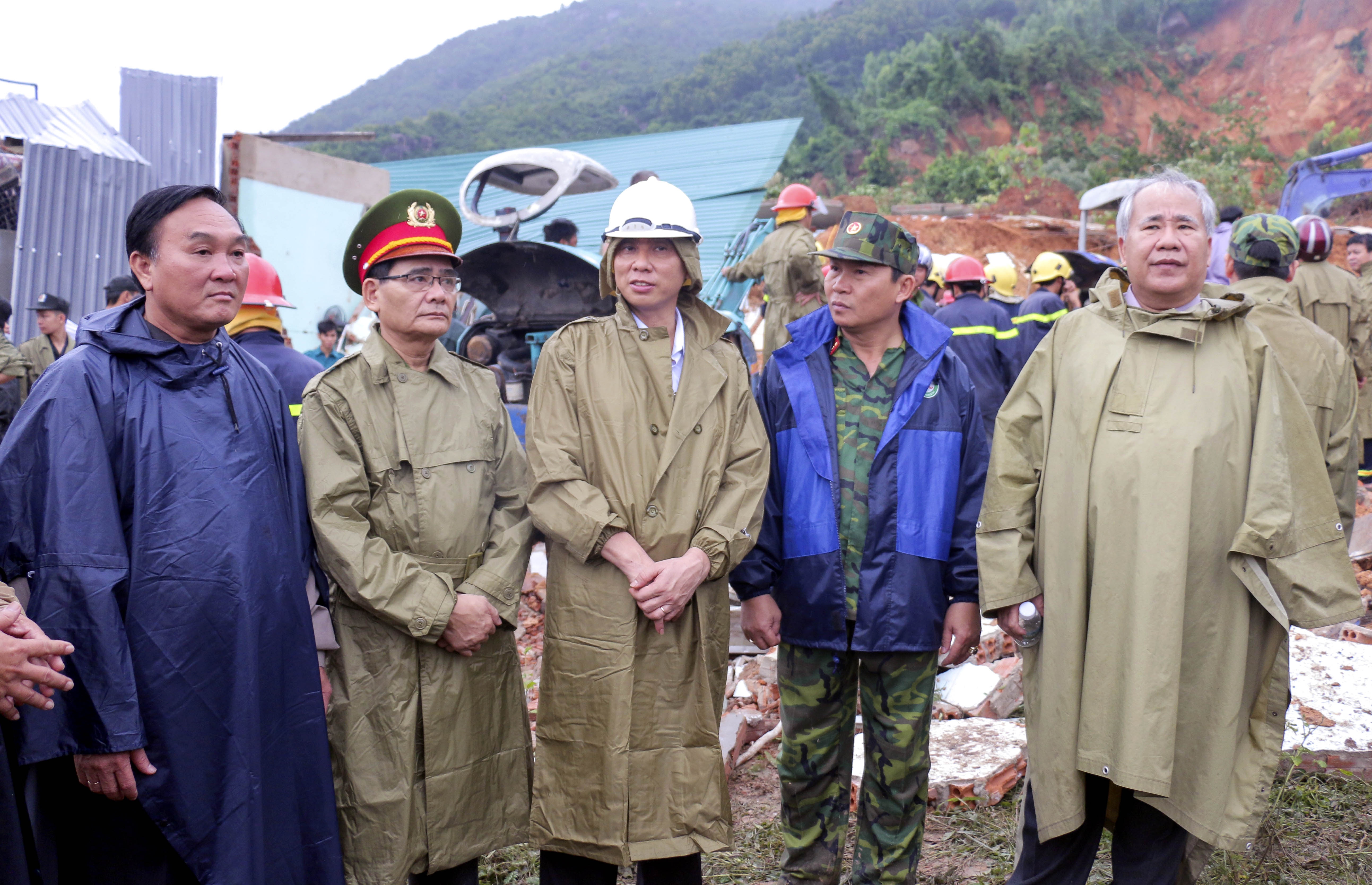 Lo nui o Nha Trang anh 13
