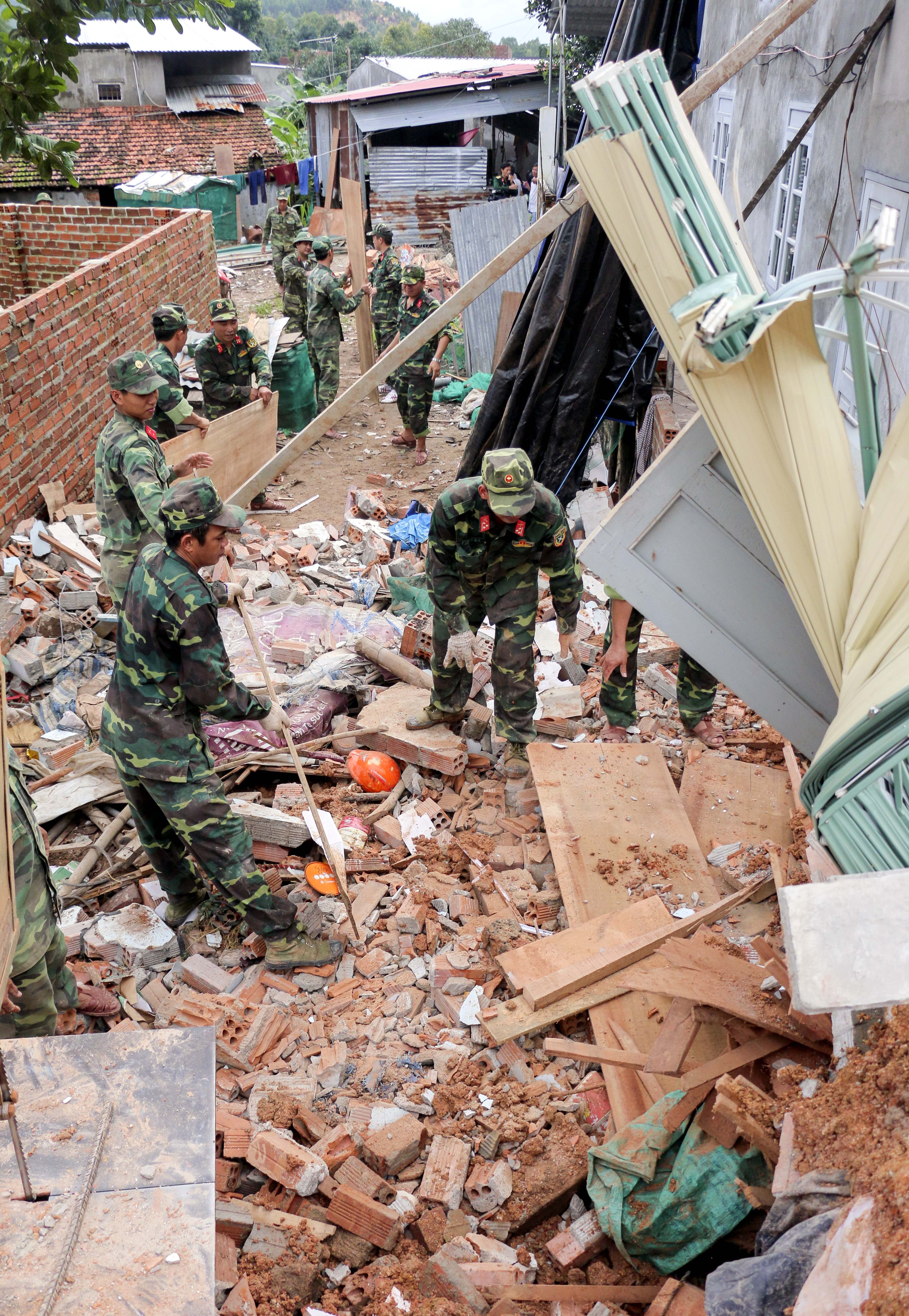 Vu sat lo kinh hoang o Nha Trang anh 3