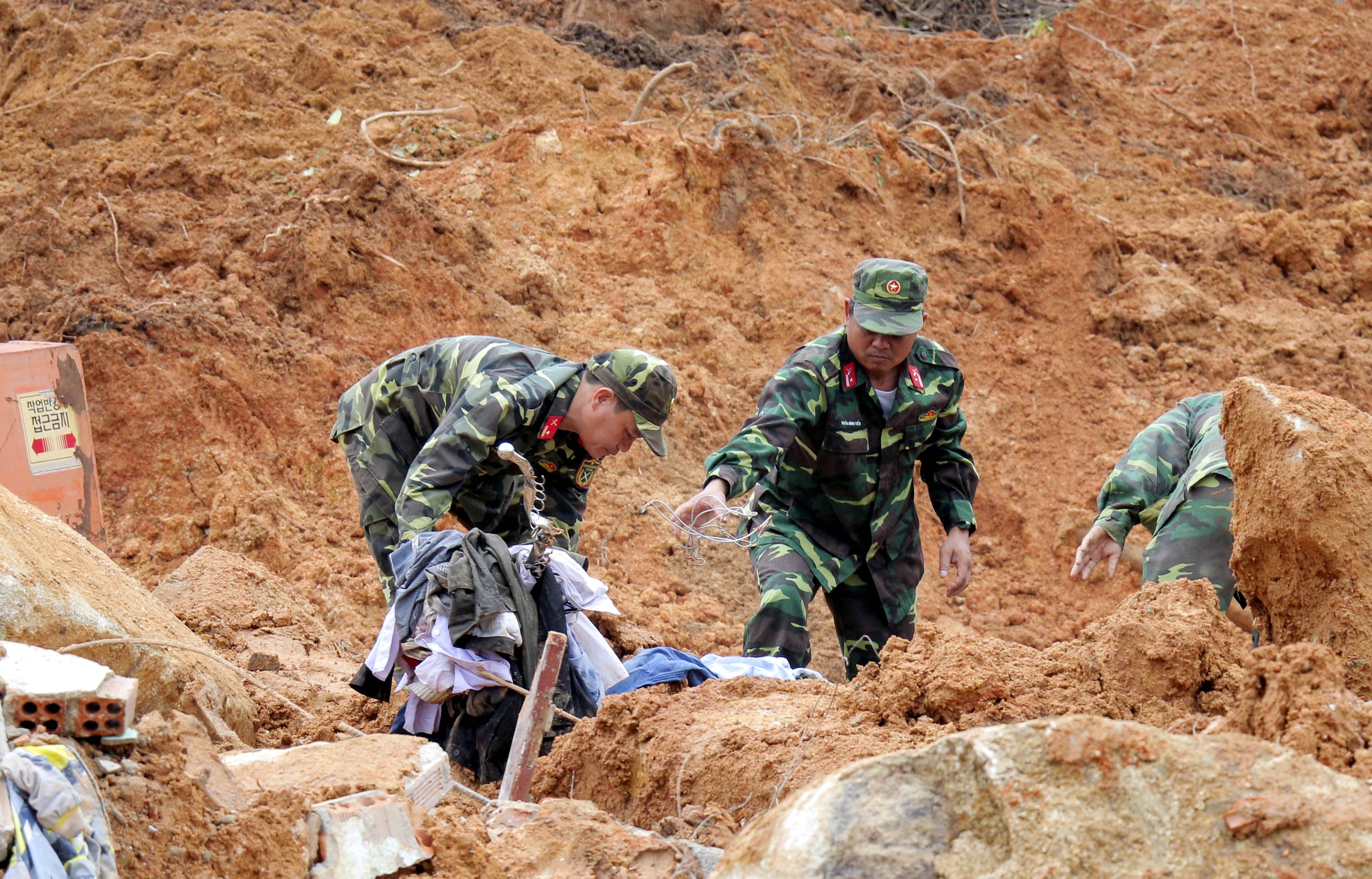 Vu sat lo kinh hoang o Nha Trang anh 9