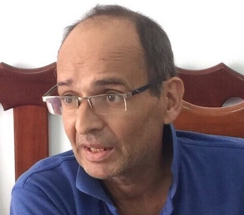 Nam giao vien tan cong tinh duc be gai bi bat hinh anh