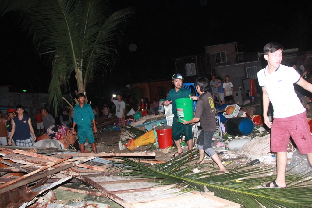 40 can nha bi thieu rui o Nha Trang anh 1