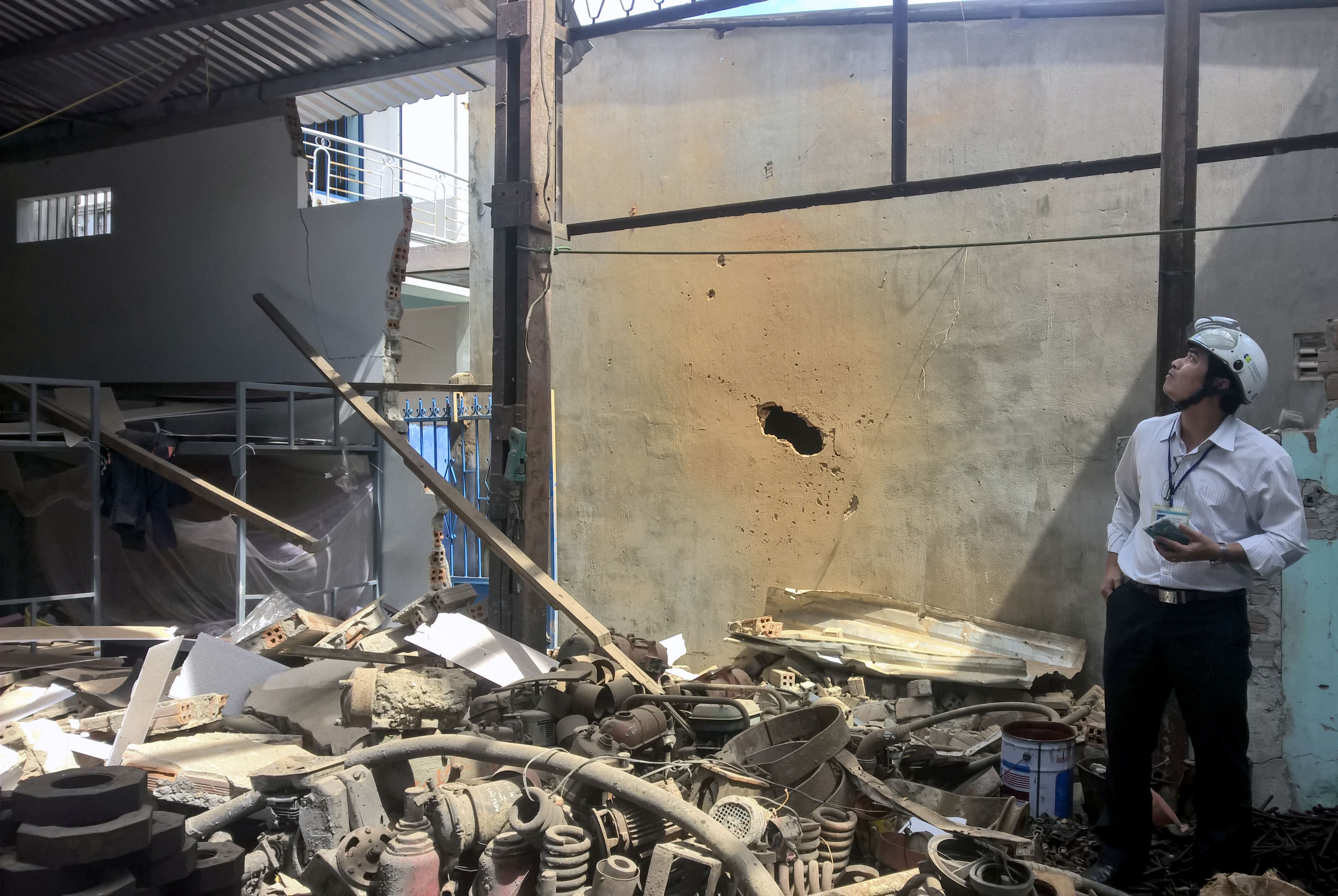 No khi metan, 3 nguoi thuong vong hinh anh