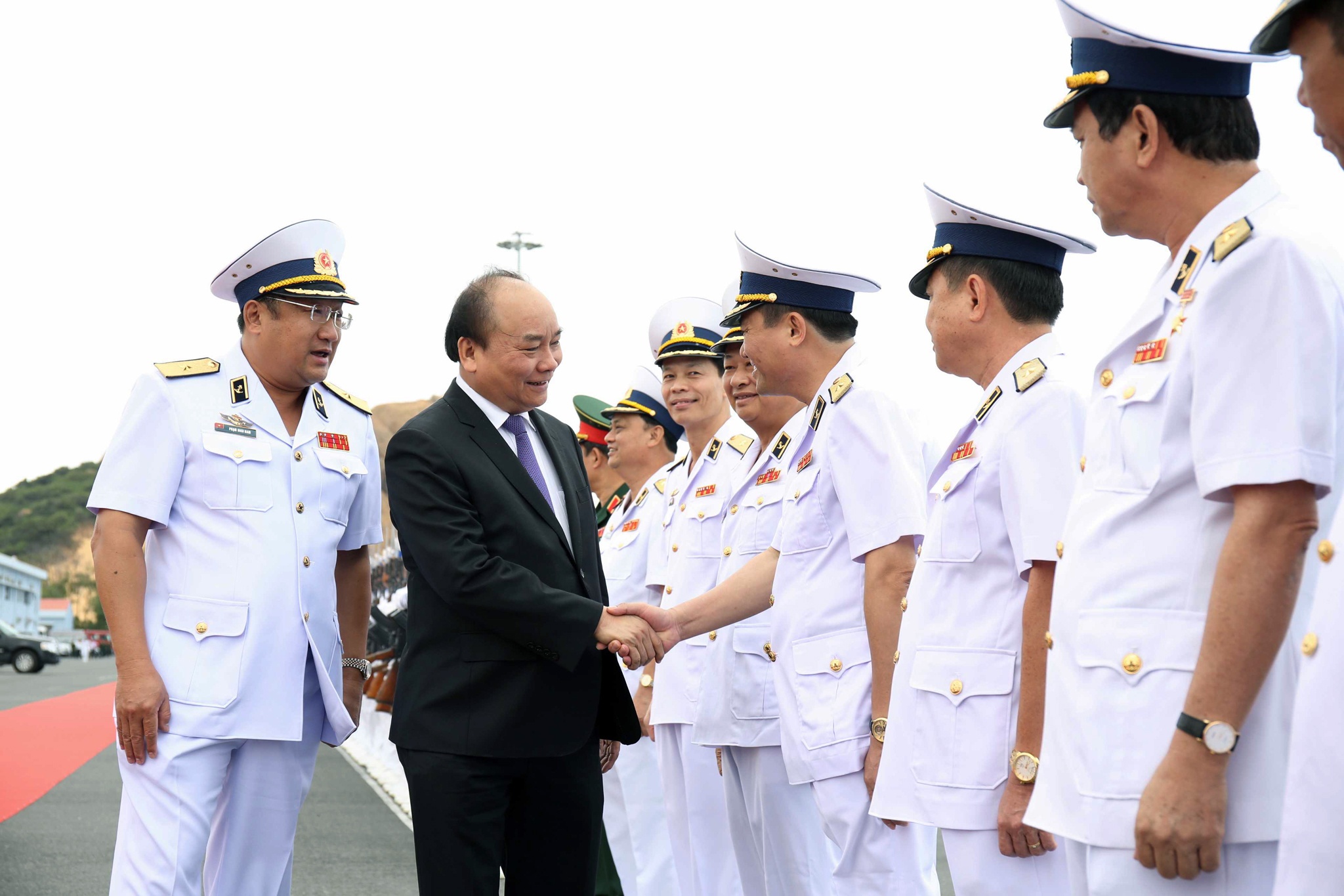 Thuong co tau ngam kilo anh 4