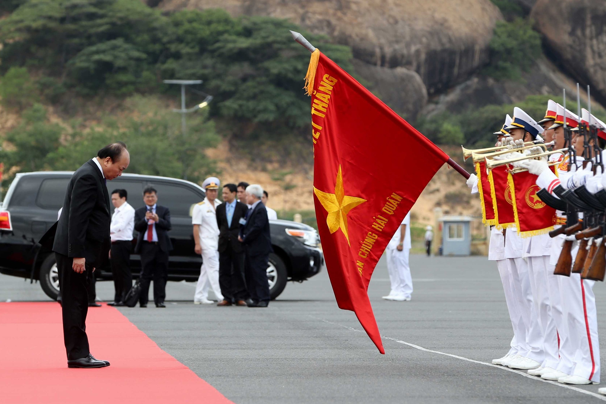 Thuong co tau ngam kilo anh 3