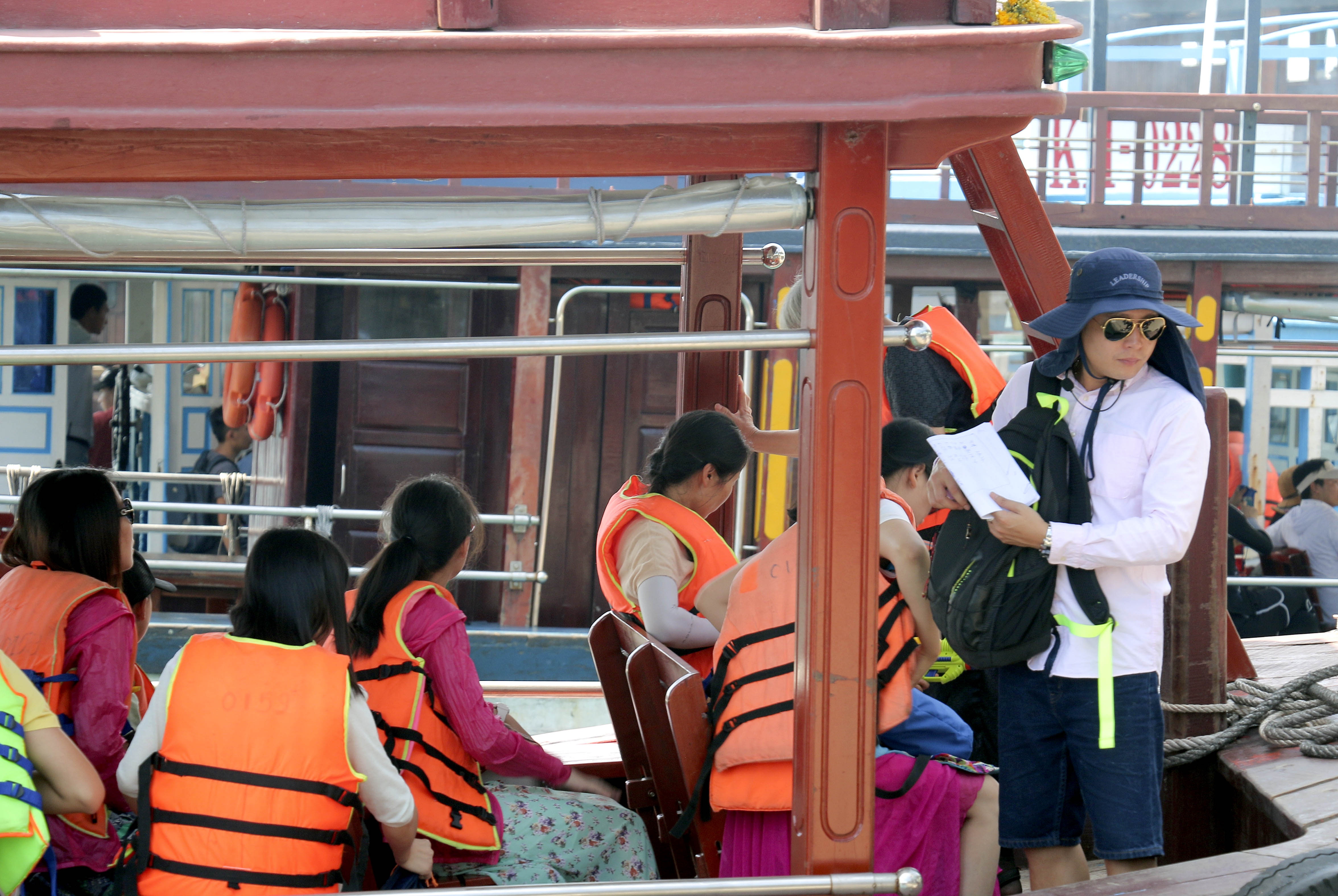 Khoi to nguyen Pho ban quan ly vinh Nha Trang hinh anh