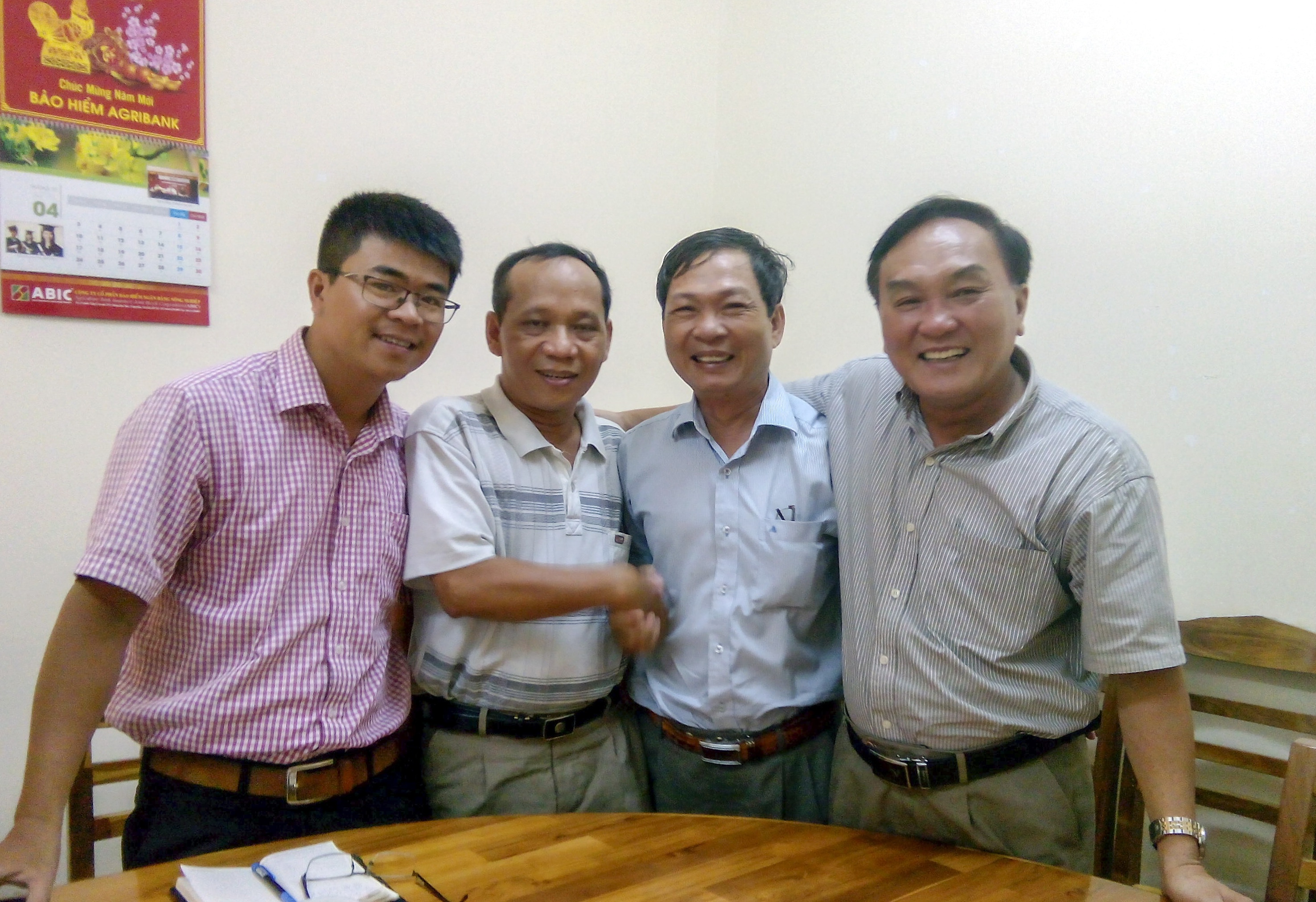 Vu khong nha bao cau ket voi lam tac, pho giam doc so nhan loi hinh anh